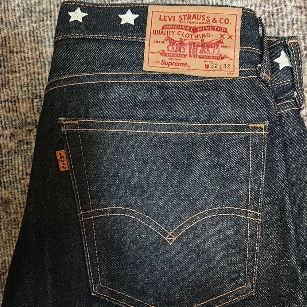 SUPREME x Levi’s 505 Salvaged Denim Jeans